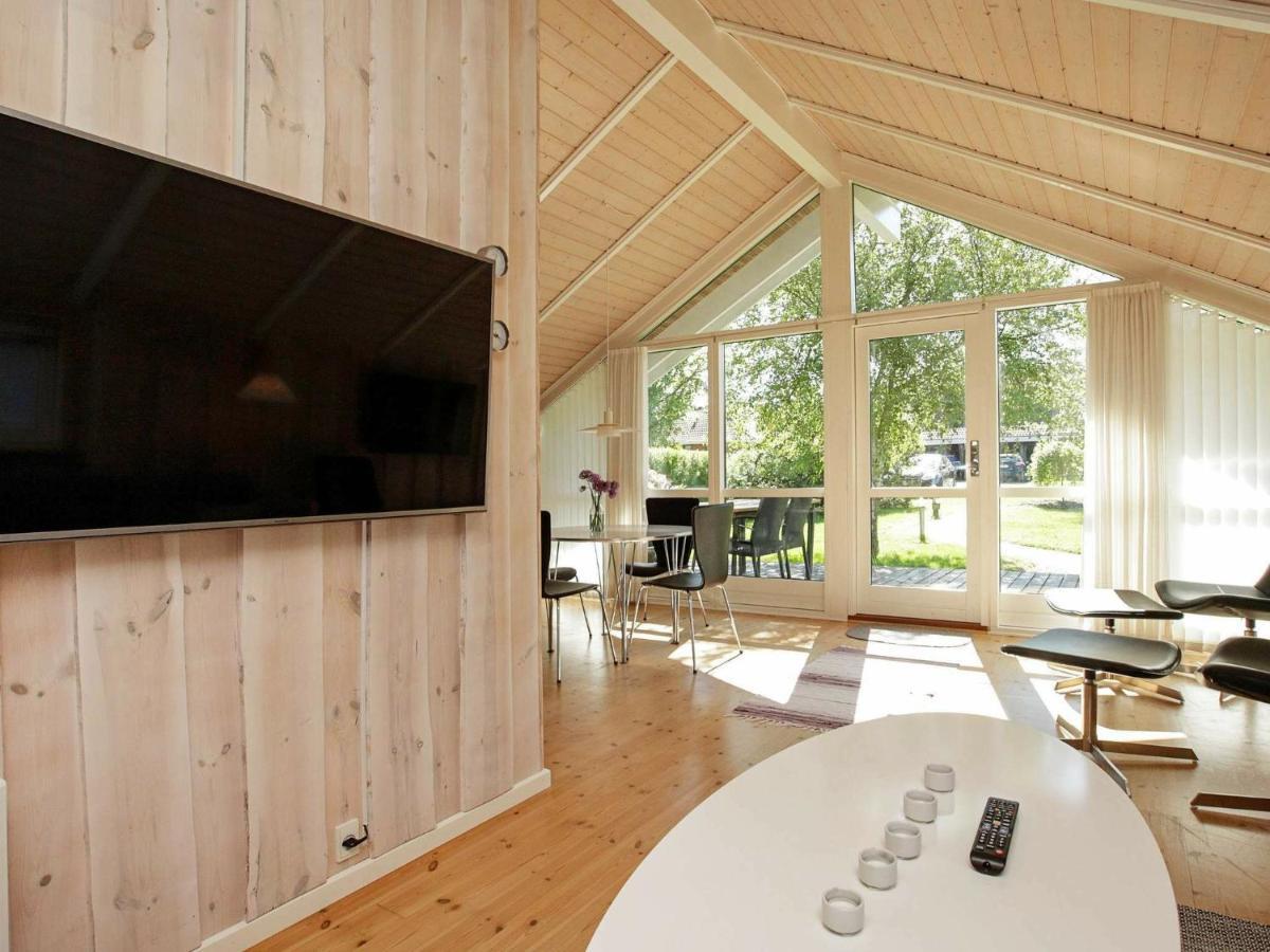 5 Person Holiday Home In Esbjerg V Kültér fotó